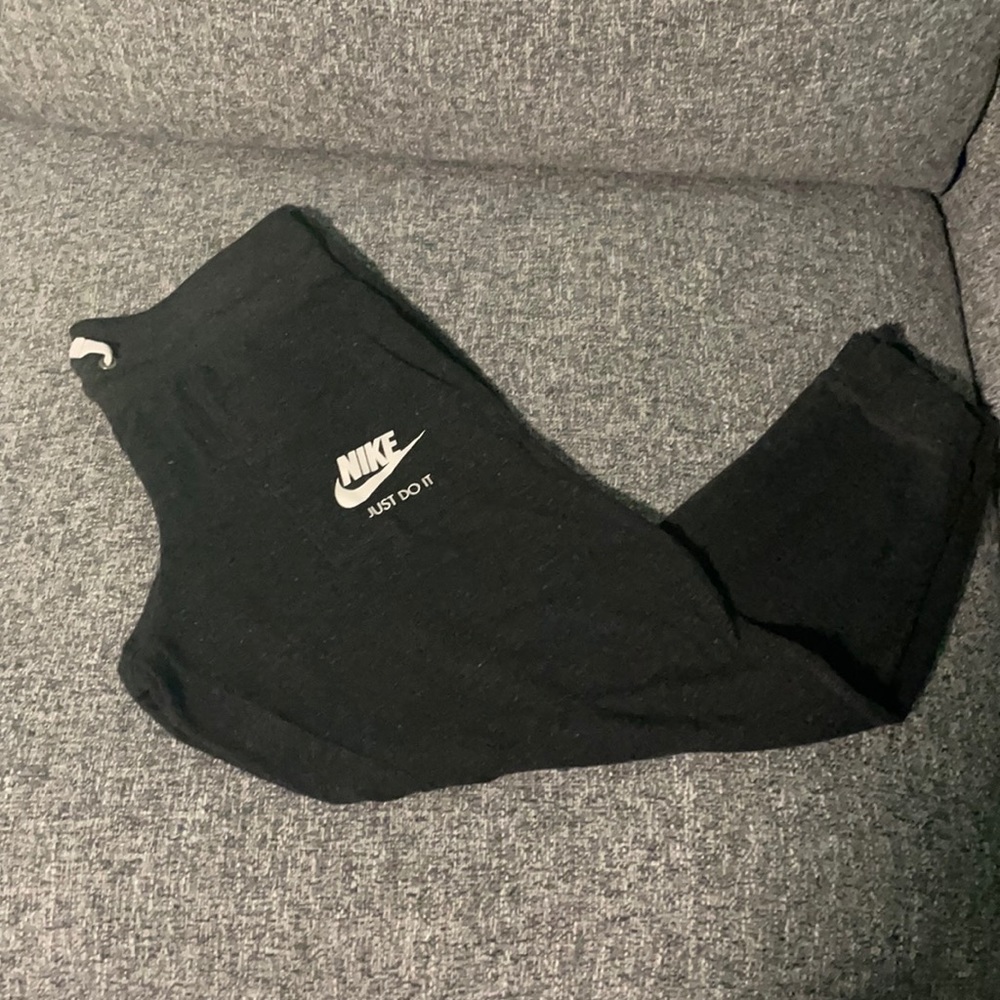 Nike medium sweatpants gray